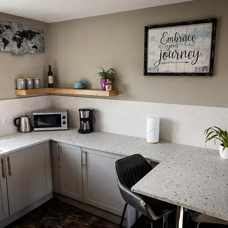 Jake's Place Apartment *